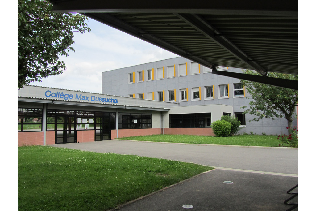 entrée collège dussuchal de coté