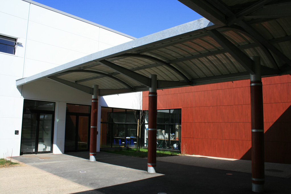 Abris Lycée Pierre Méchain 