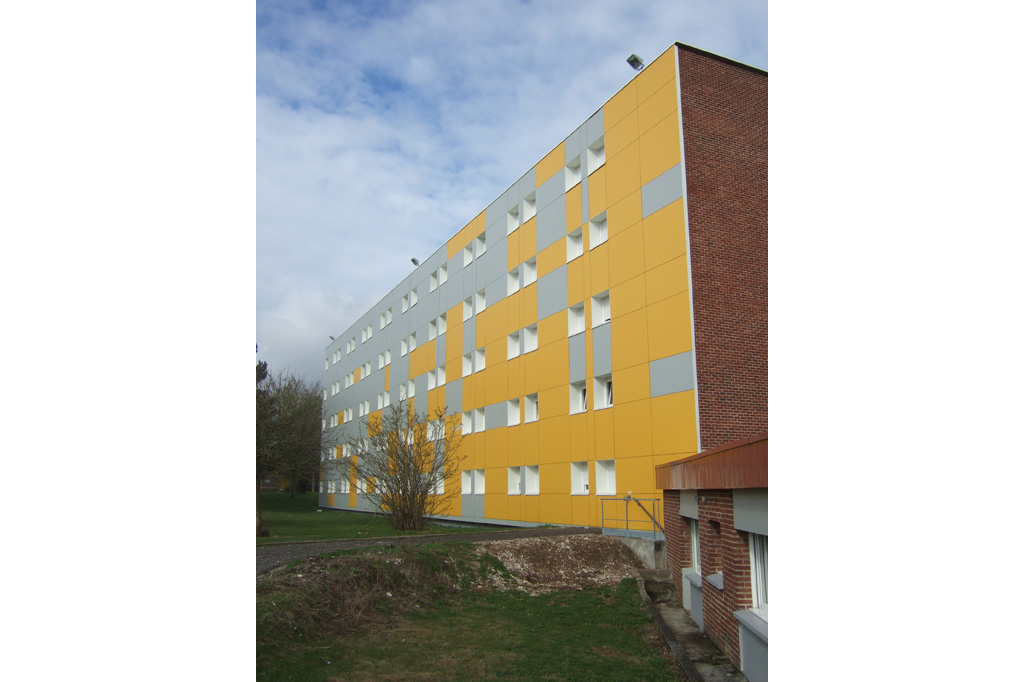 arriere orange bâtiment C de la Résidence Universitaire du Bailly