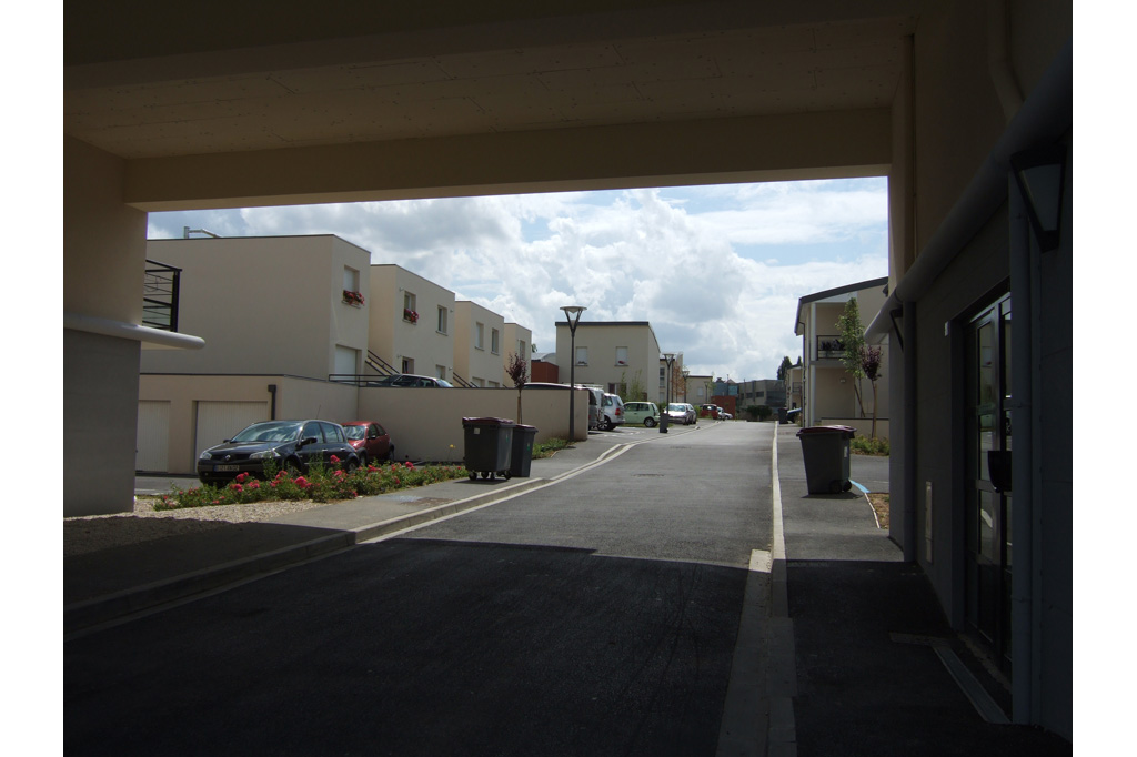 dans la rue logements locatifs sociaux avenue de Reims à Soissons